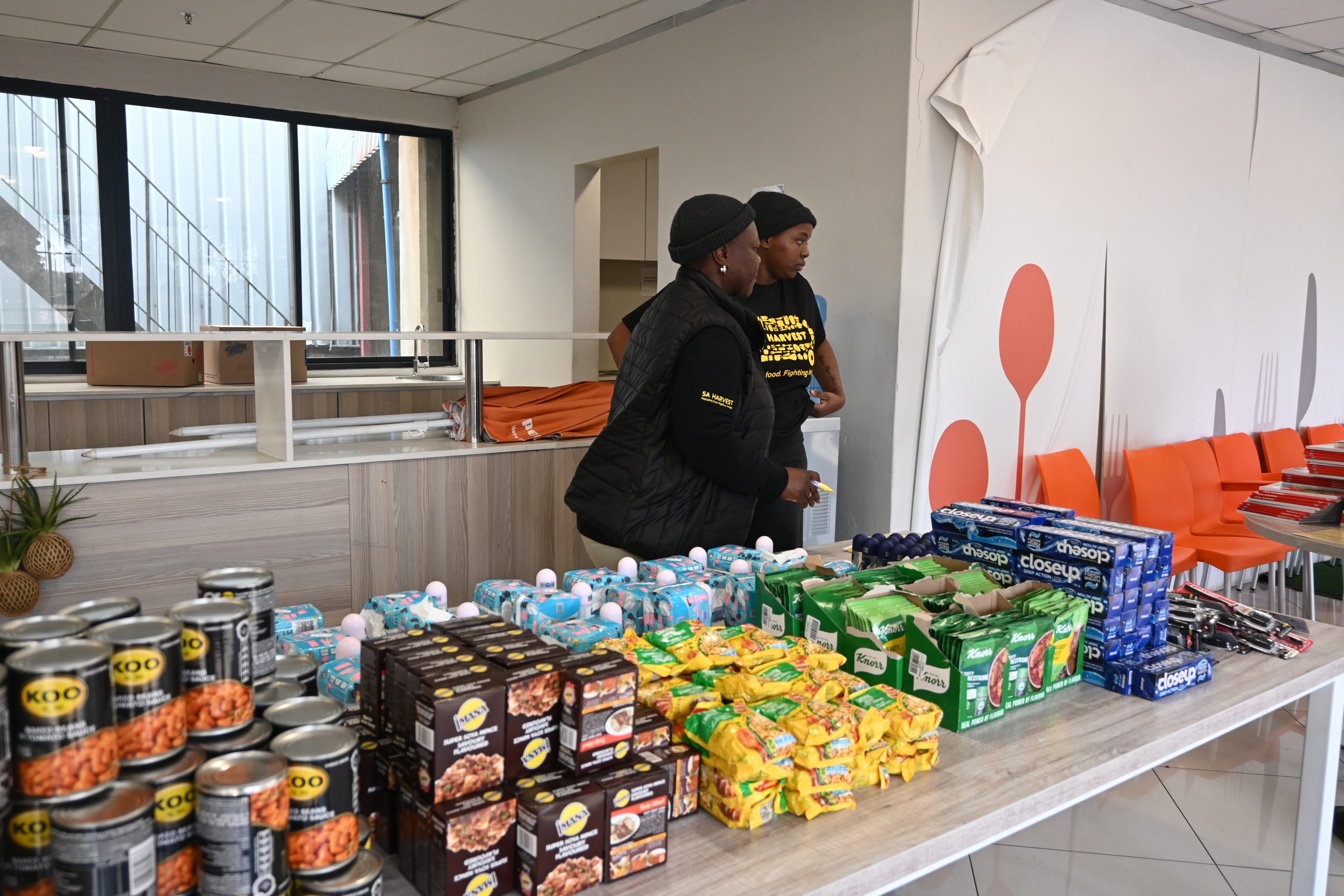 Expert Supports SA Harvest’s Buckets of Nutrition Initiative for Mandela Month 4 DSC 5676 1